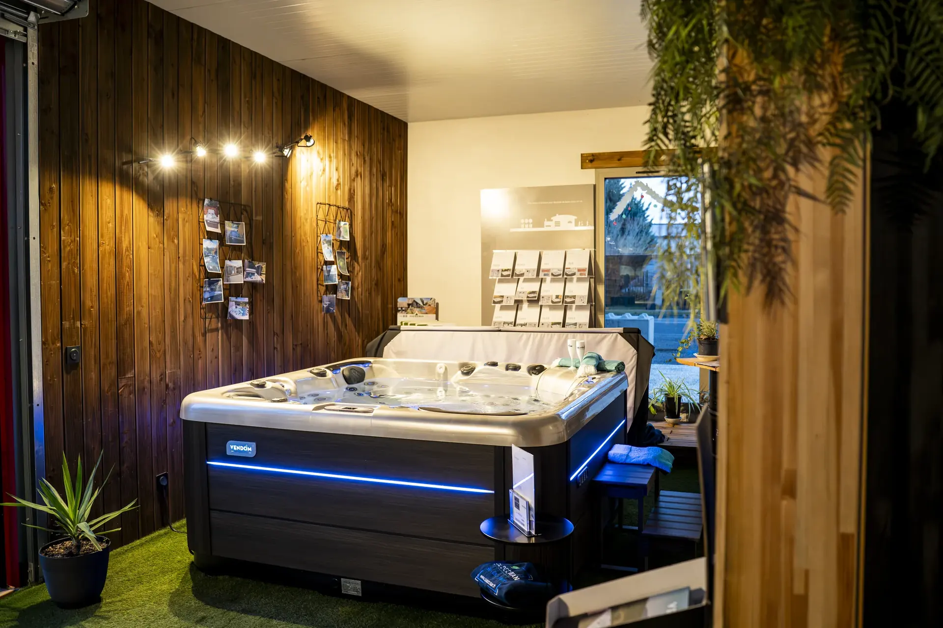 Showroom SPA Occitan avec spa exposé